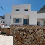 In Kamares, Sifnos Дом отдыха Камараи