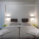 In Kamares, Sifnos بيت للعطل *